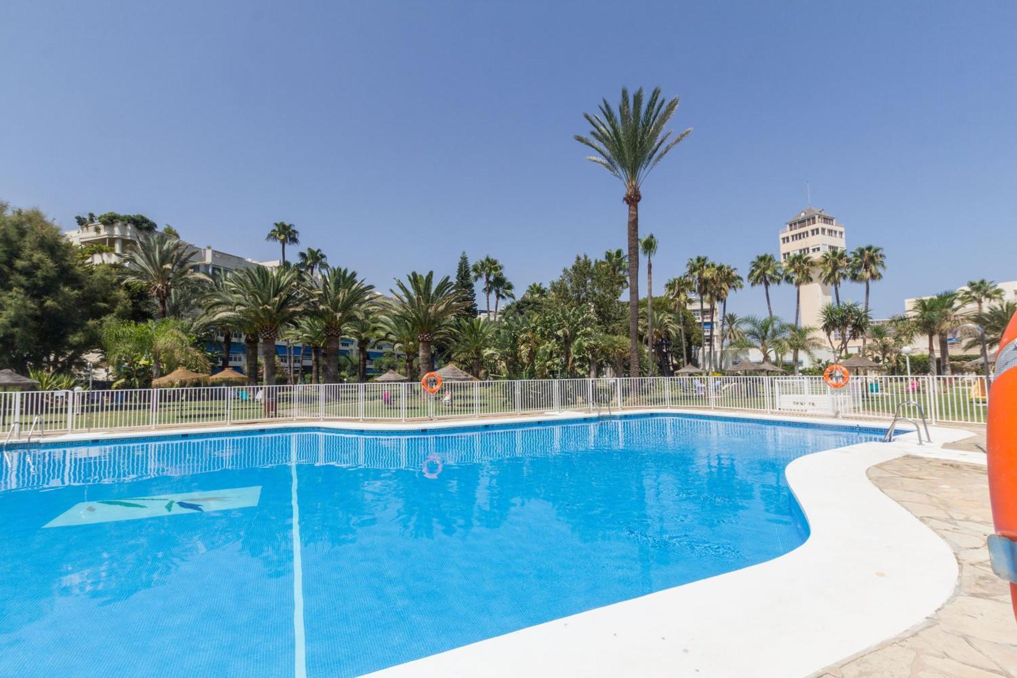 Sunstay Costa Lago Flat I Torremolinos Exteriör bild